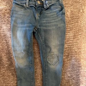 Old Navy Ballerina Denim Skinny Jeans with a heart stitched on the knee Size 4T